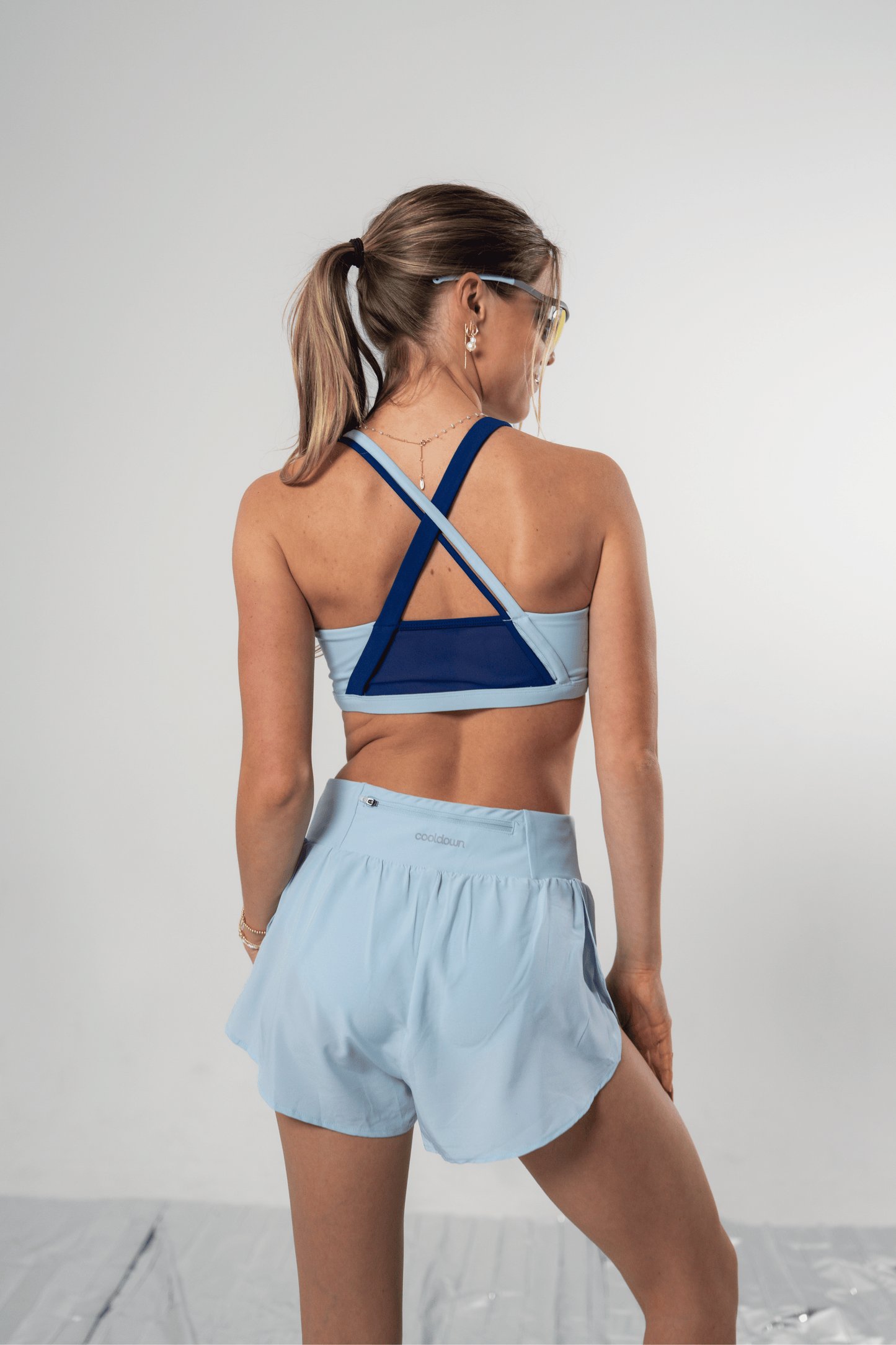 Nicole Bra
